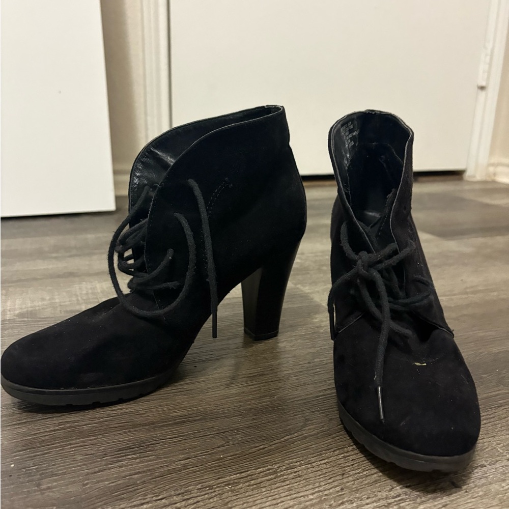 Chic Black Heeled Ankle Boots for Women